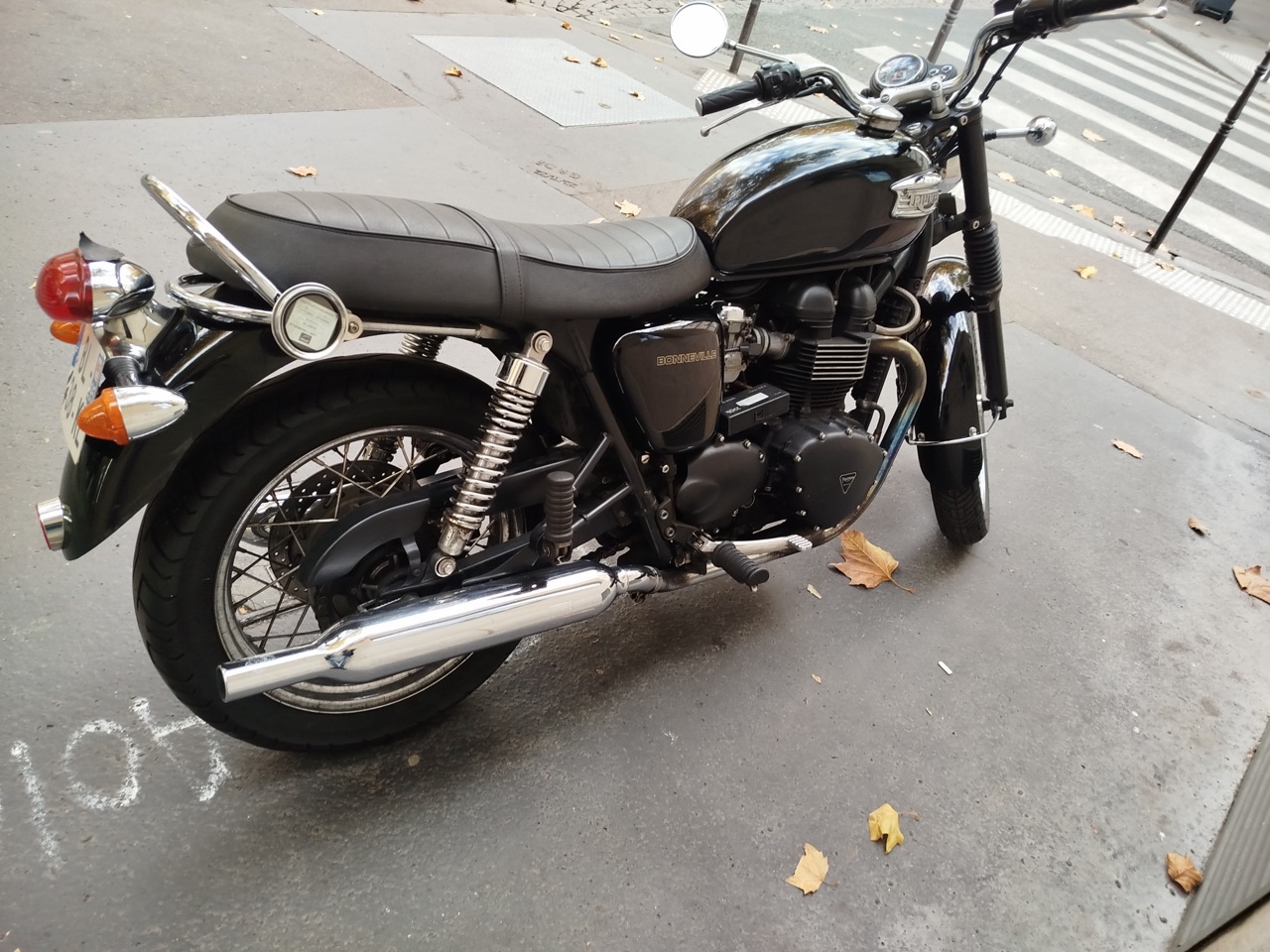 2006 Bonneville T100