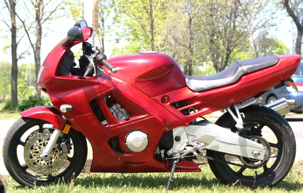 1996 CBR600F3