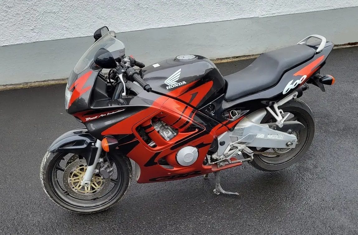 1996 CBR600F3