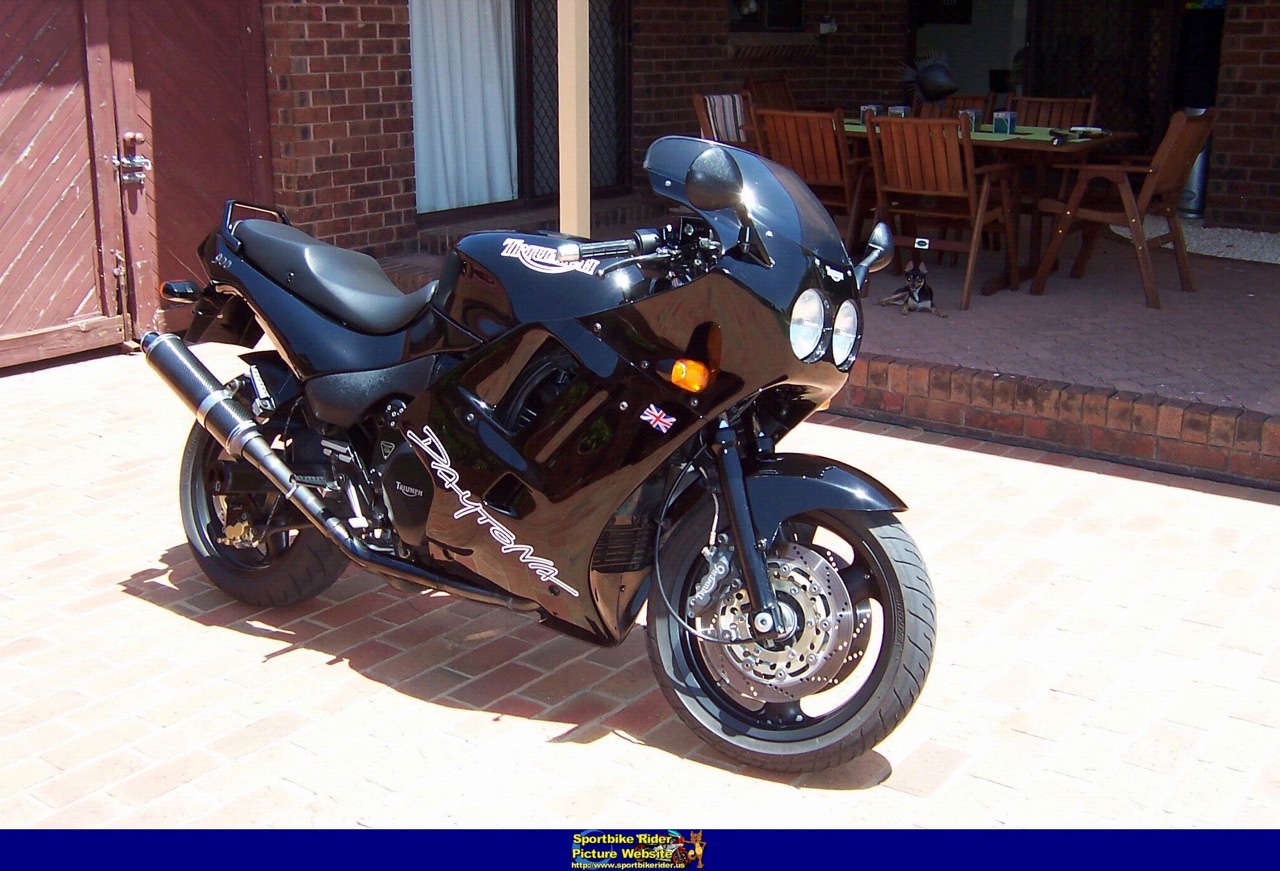 1996 Triumph Daytona 900