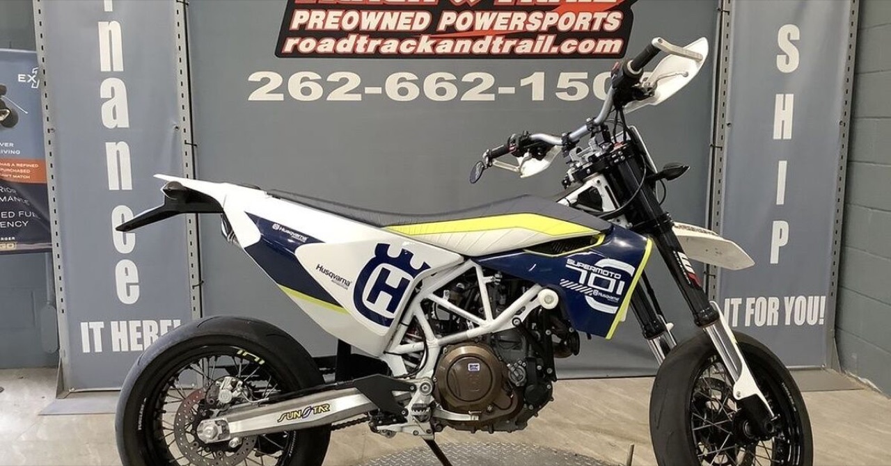 2016 Husqvarna 701 Supermoto