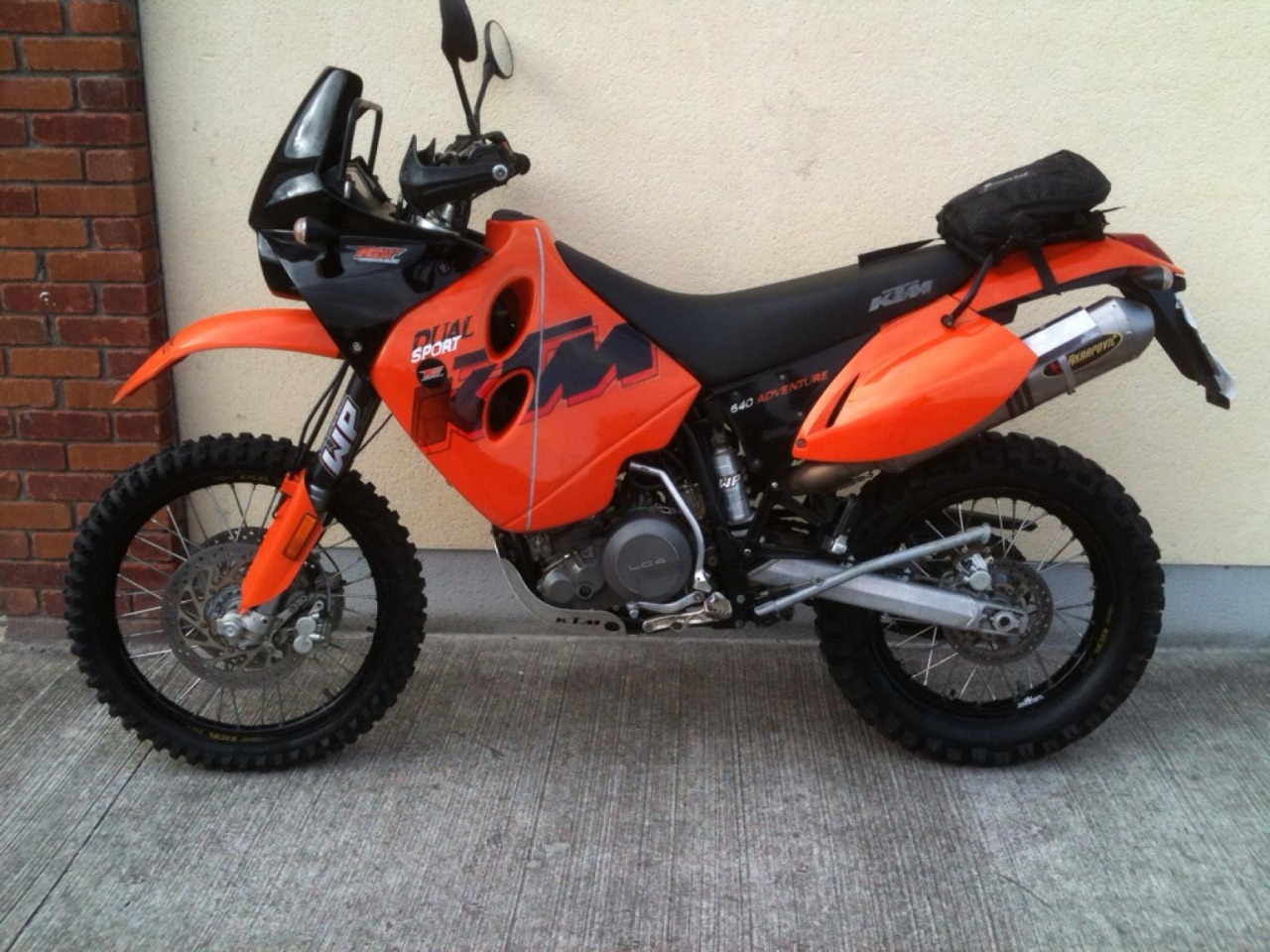 1996 LC4 Adventure 640