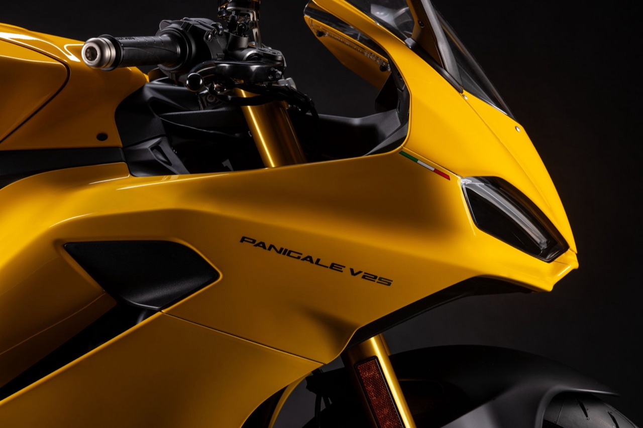 2026 Ducati Panigale V2
