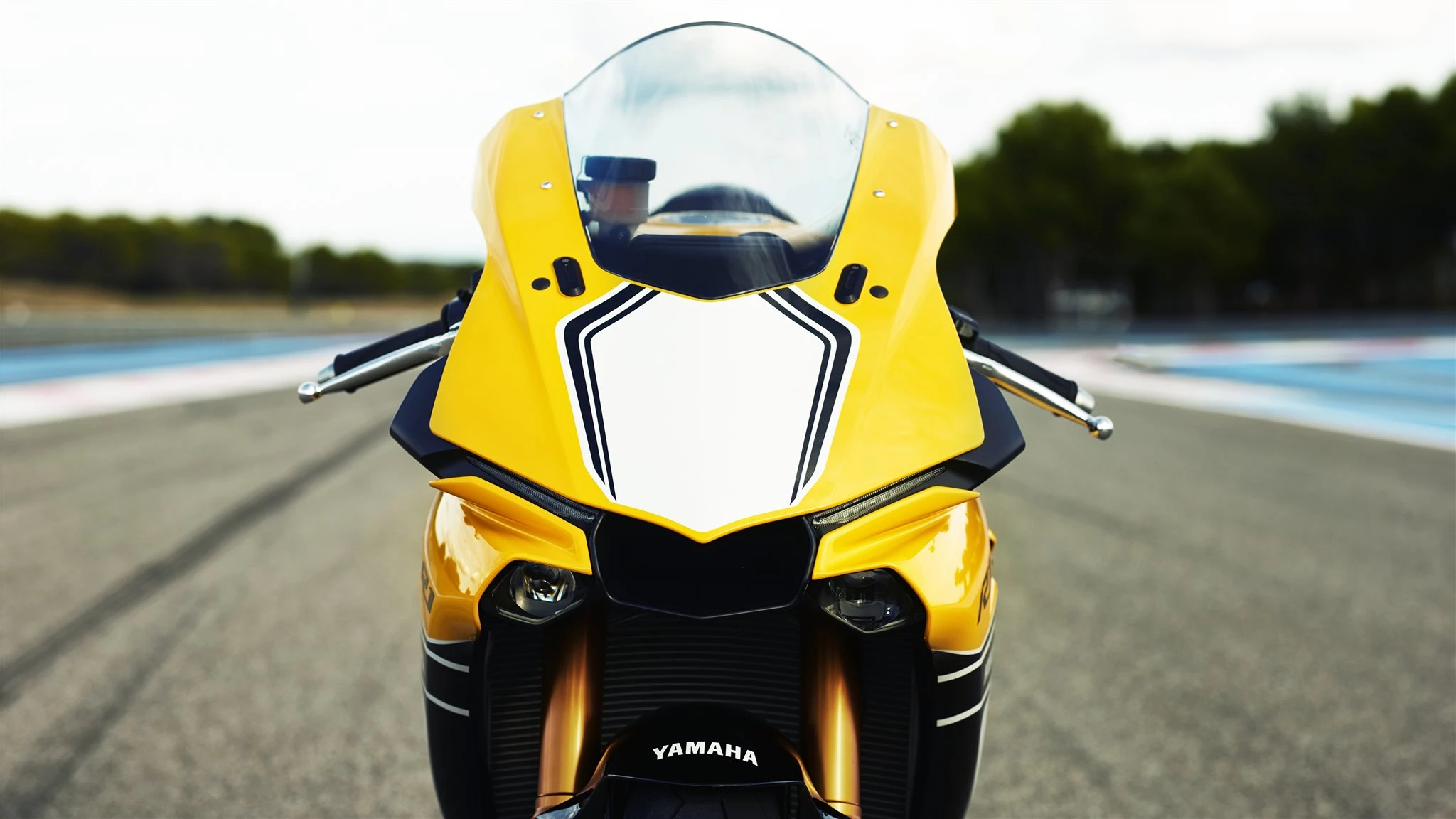 2016 YZF-R1 Crossplane