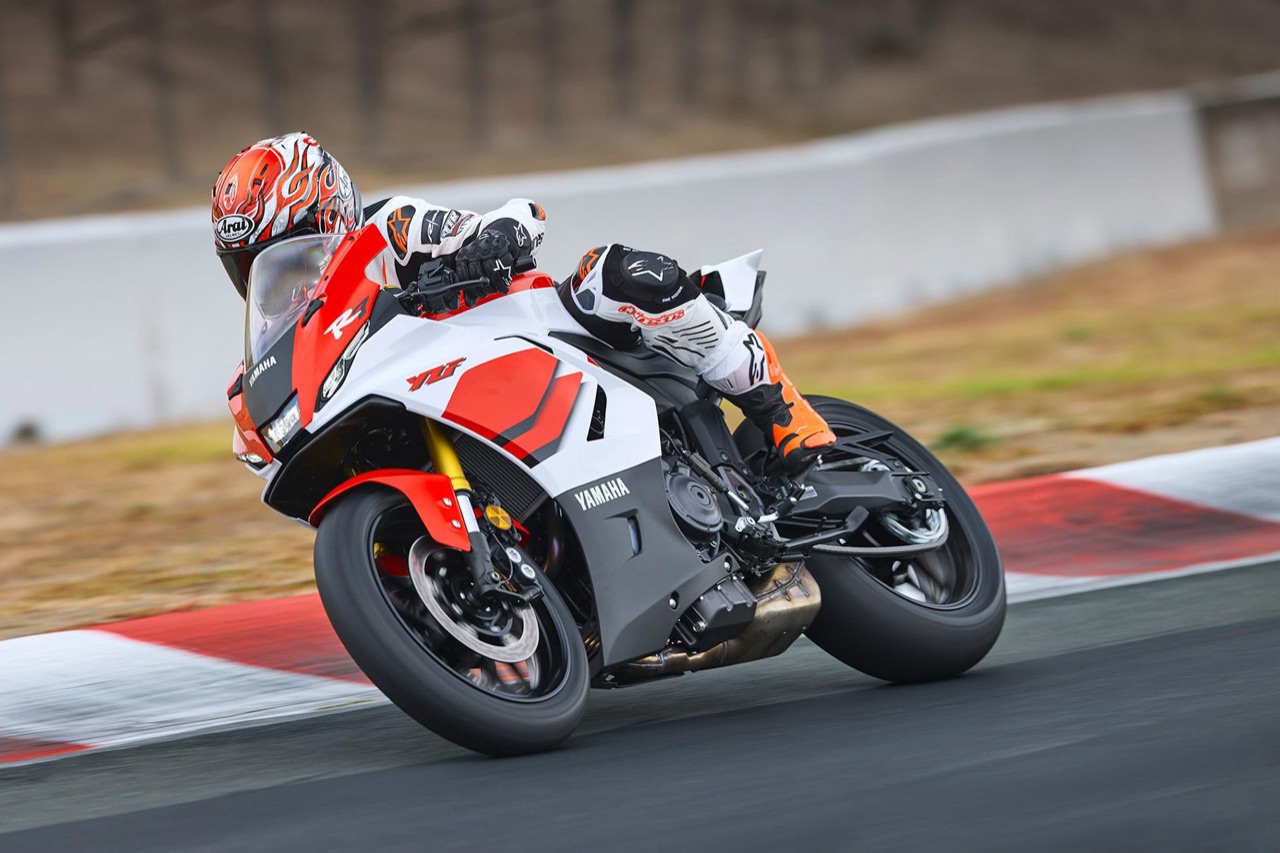 2026 YZF-R7