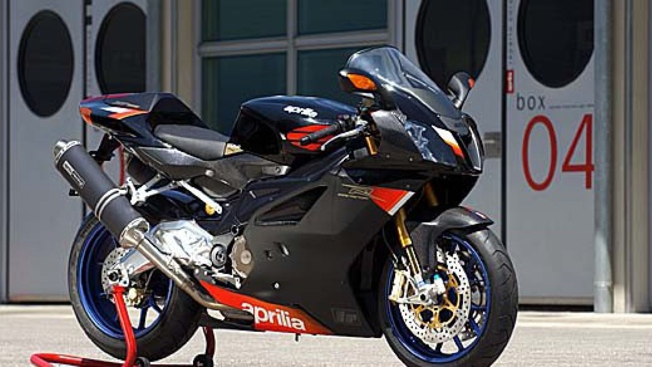 2006 Aprilia RSV1000R