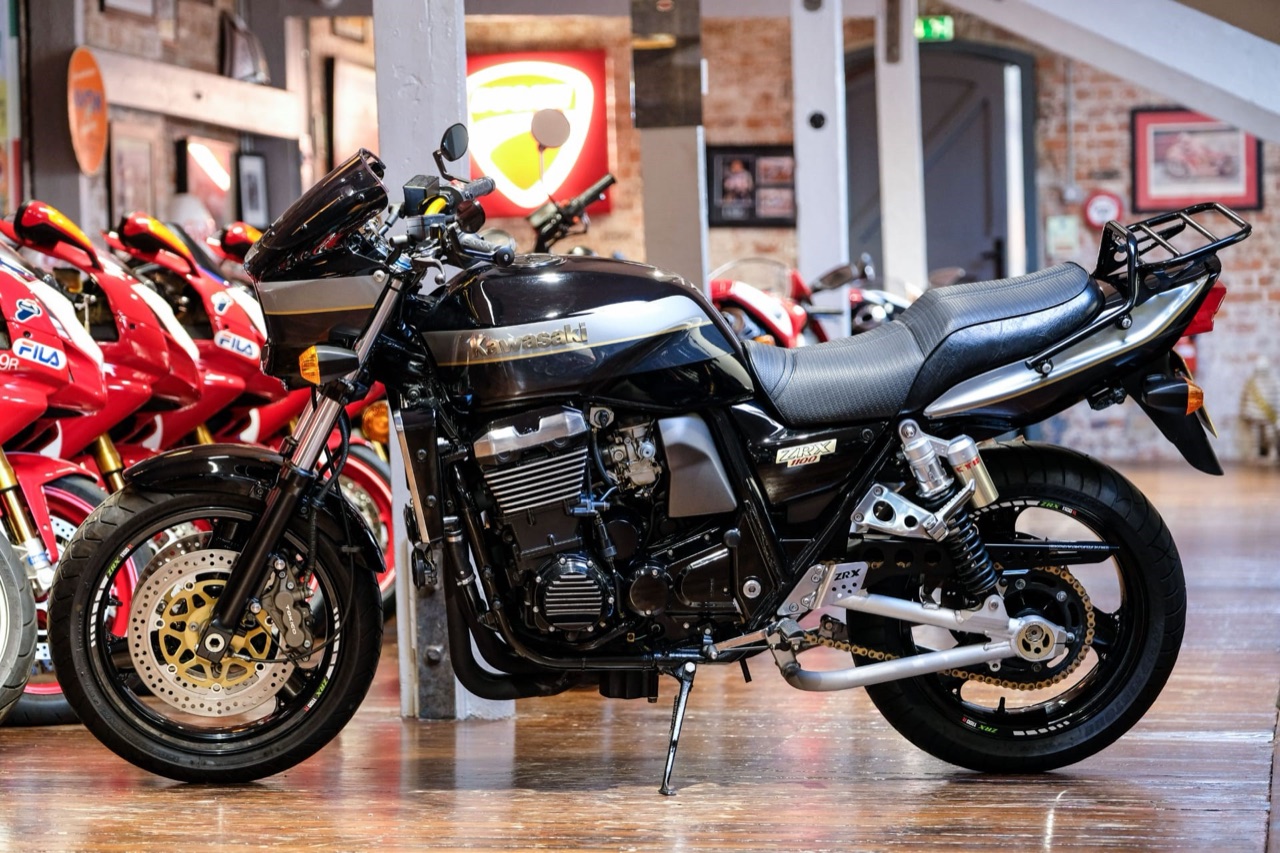 1996 Kawasaki ZRX1100